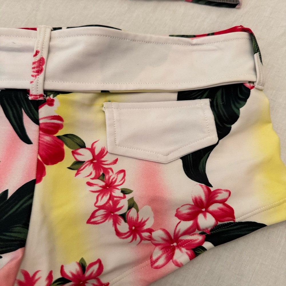 MARINA Floral Bikini Set - Pink and Green Size S, M, L and XL - Picture 5 of 7